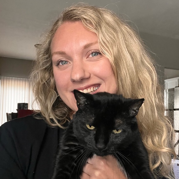 Meet your Posher, Ella! - Picture 3 of 3